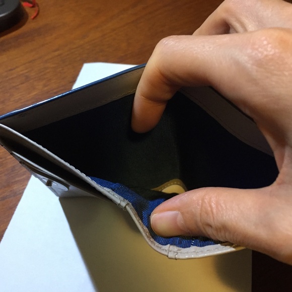 Agnes b compact wallet - Picture 4 of 6